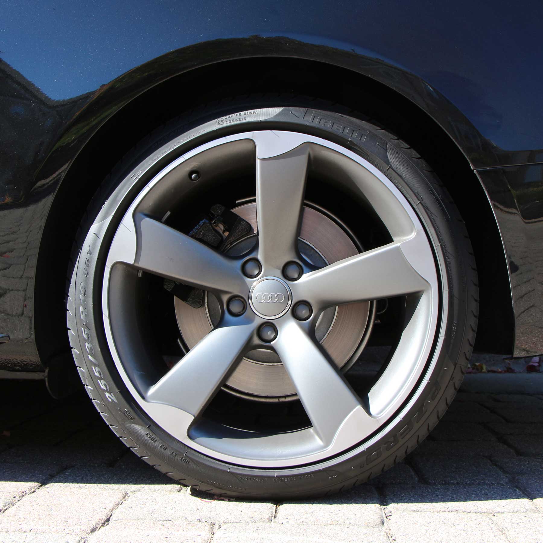 Audi S5 Pirelli Tires