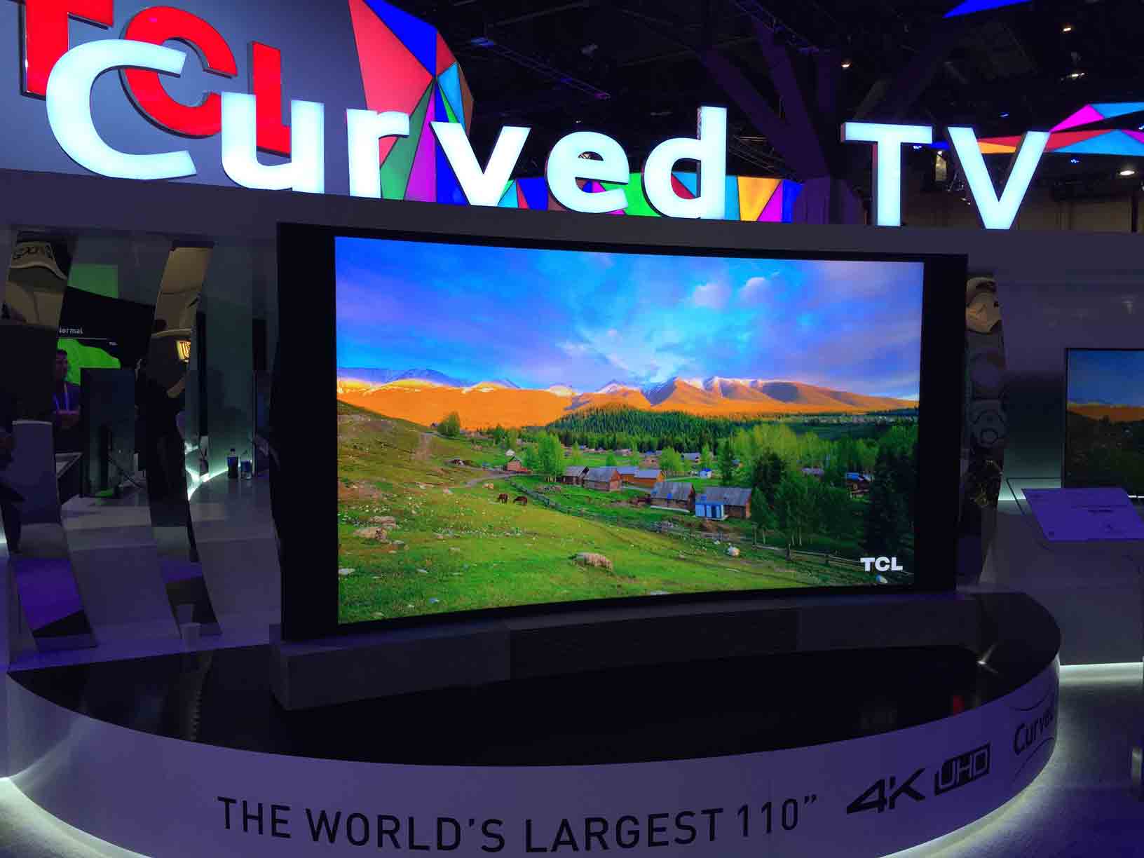 CES 2015 TCL Curved TV