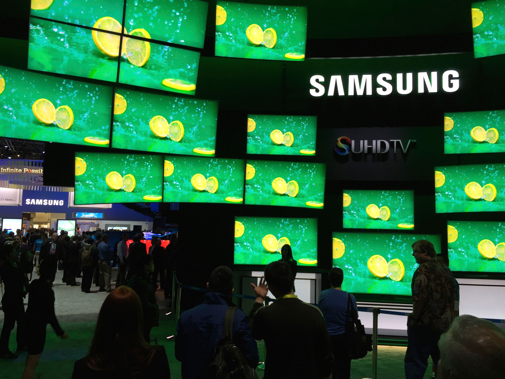 CES 2015 Samsung TV Display