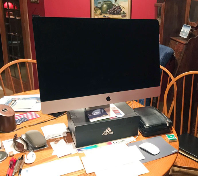 iMac Stand on a Shoebox